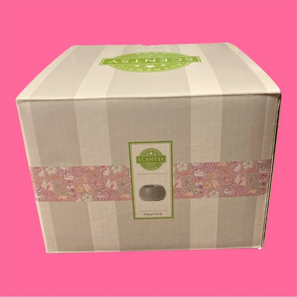 SCENTSY Petal Pink Warmer Brand New WHIFF BOX